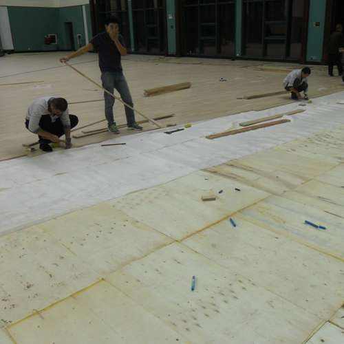 实木体育地板翻新